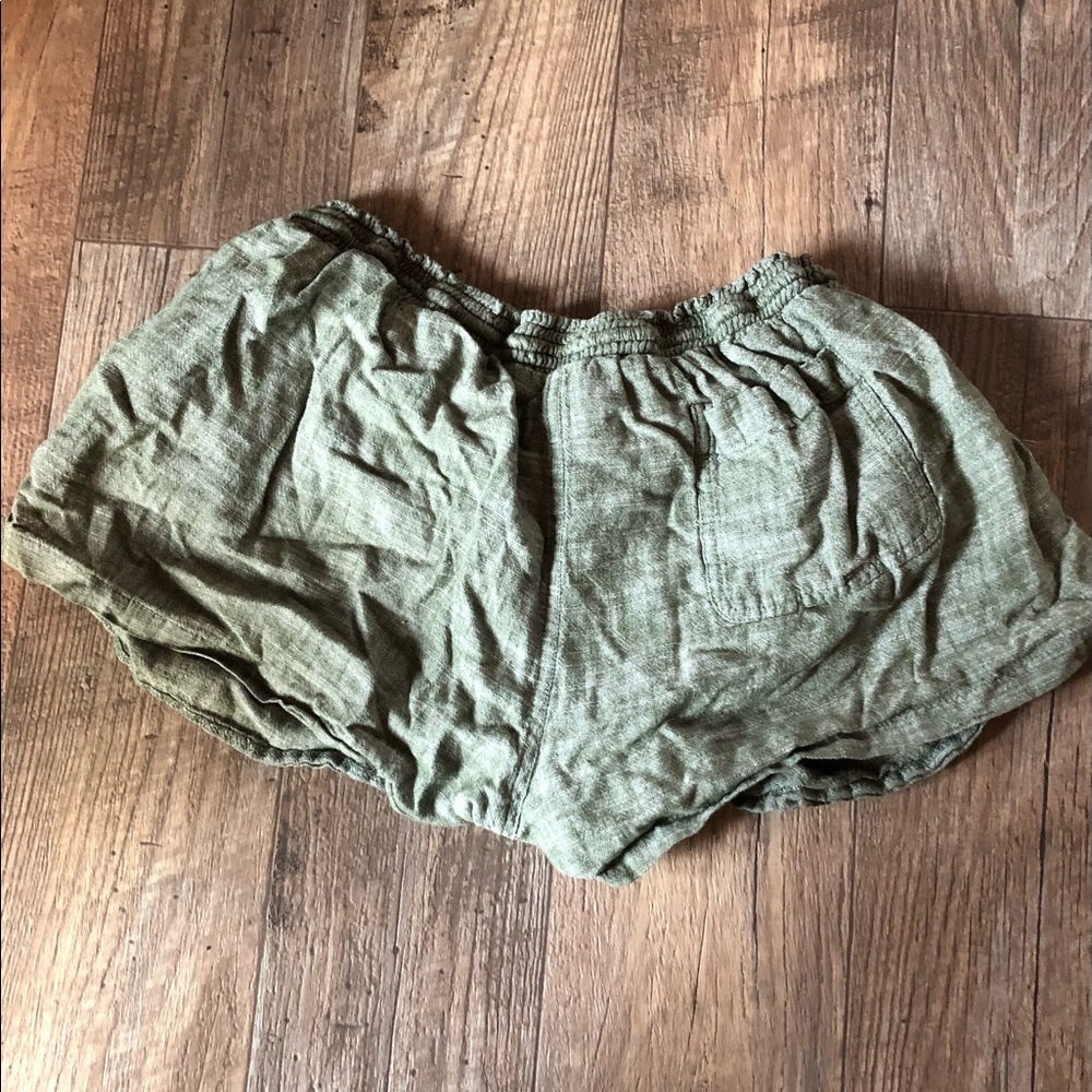 Comfy Shorts - Picture 2 of 3
